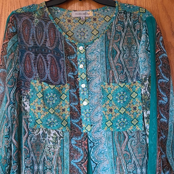 Tunic - Picture 2 of 3